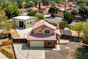 44810 Rock Island Dr, Lancaster, CA 93535 - Photo 1