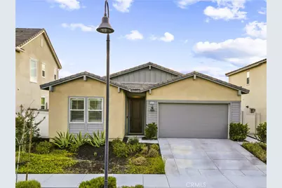 18140 Luna Way, Saugus, CA 91350 - Photo 1