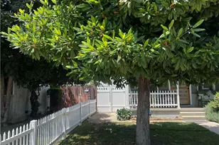 17205 Saticoy St, Lake Balboa, CA 91406 - Photo 1