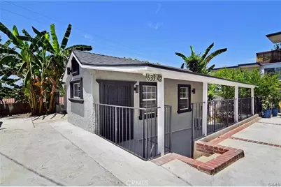 633 1/2 N Benton Way, Los Angeles, CA 90026 - Photo 1