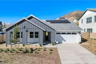 30105 Hillside Pl, Castaic, CA 91384 - Photo 1