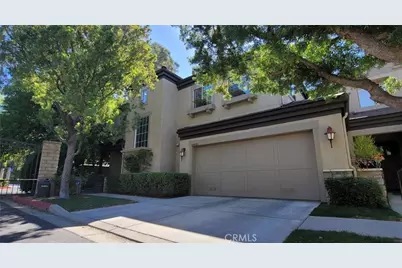 24600 Avignon, Valencia, CA 91355 - Photo 1