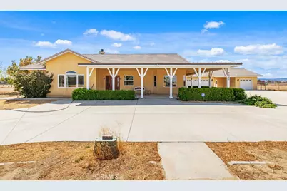 8320 W Avenue D10, Lancaster, CA 93536 - Photo 1