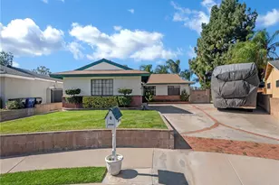 26721 Diaz Dr, Saugus, CA 91350 - Photo 1