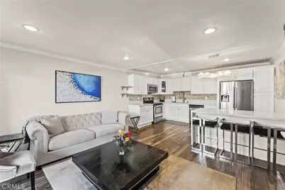 14850 Hesby Street #102, Sherman Oaks, CA 91403 - Photo 1