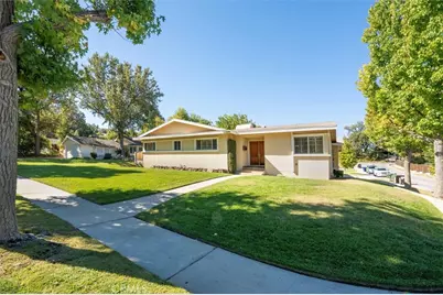 25085 Highspring, Newhall, CA 91321 - Photo 1