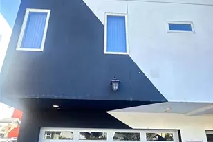 1735 1/2 Magnolia Ave, Los Angeles, CA 90006 - Photo 1