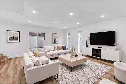 20302 Oxnard, Woodland Hills, CA 91367 - Photo 1