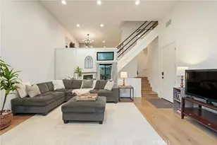 6930 De Celis, Lake Balboa, CA 91406 - Photo 1