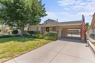 731 N Beachwood Dr, Burbank, CA 91506 - Photo 1