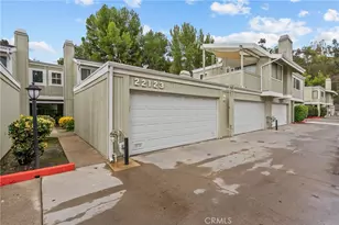 22123 Burbank Blvd, Woodland Hills, CA 91367 - Photo 1