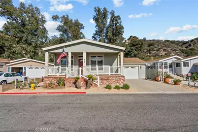 15455 Glenoaks Boulevard #502, Sylmar, CA 91342 - Photo 1