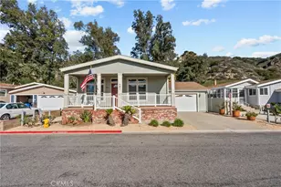 15455 Glenoaks Blvd, Sylmar, CA 91342 - Photo 1