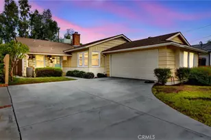14421 Cohasset St, Van Nuys, CA 91405 - Photo 1
