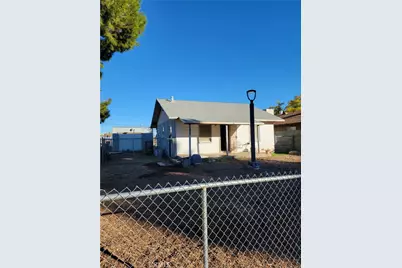 2824 Desert Street, Rosamond, CA 93560 - Photo 1
