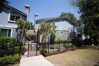 23169 Mulholland Drive #3, Woodland Hills, CA 91364 - Photo 1