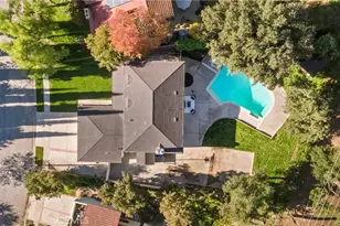 5340 Edgeware Dr, Calabasas, CA 91301 - Photo 1