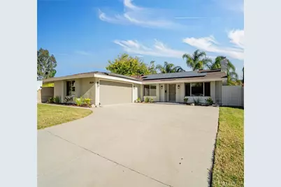 28224 Oaklar Drive, Saugus, CA 91350 - Photo 1