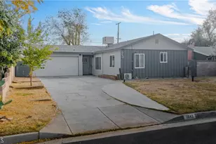 1042 W Ave J-10, Lancaster, CA 93534 - Photo 1
