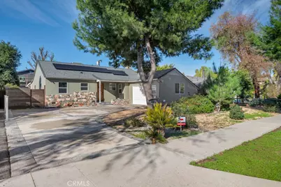 7113 Encino Avenue, Lake Balboa, CA 91406 - Photo 1