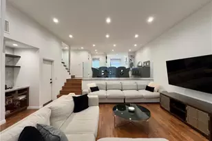 5533 Edward E Horton Ln, Encino, CA 91316 - Photo 1