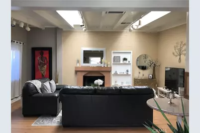 21350 Avenue San Luis, Woodland Hills, CA 91364 - Photo 1