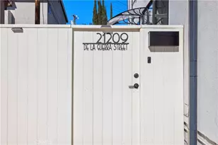 21209 De La Guerra St, Woodland Hills, CA 91364 - Photo 1