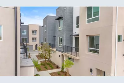 9429 N Sepulveda Blvd. #3, North Hills, CA 91343 - Photo 1