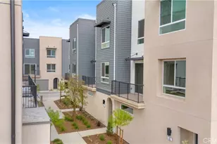 9429 N Sepulveda Blvd, North Hills, CA 91343 - Photo 1