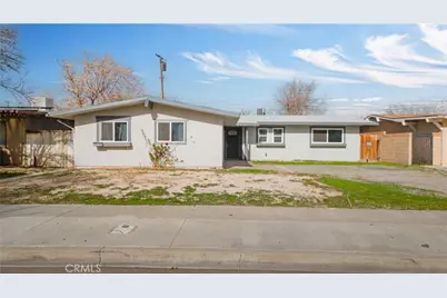 1041 W Avenue H2, Lancaster, CA 93534 - Photo 1