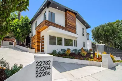 22284 Avenue San Luis, Woodland Hills, CA 91364 - Photo 1