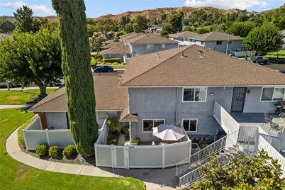 28152 Robin, Saugus, CA 91350 - Photo 1
