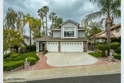 21714 Agajanian, Saugus, CA 91350 - Photo 1
