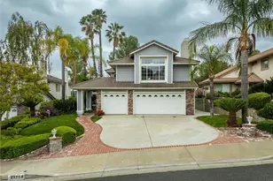 21714 Agajanian, Saugus, CA 91350 - Photo 1