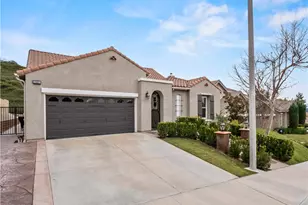 28532 Agajanian, Saugus, CA 91390 - Photo 1