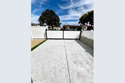 2002 W 106th, Los Angeles, CA 90047 - Photo 1