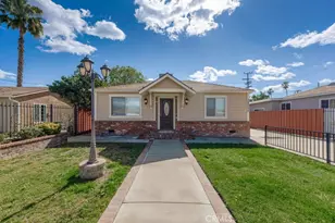 22052 Cantlay St, Canoga Park, CA 91303 - Photo 1