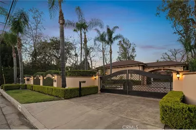 13845 Magnolia Boulevard, Sherman Oaks, CA 91423 - Photo 1