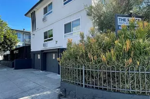 702 S St Andrews Pl, Los Angeles, CA 90005 - Photo 1
