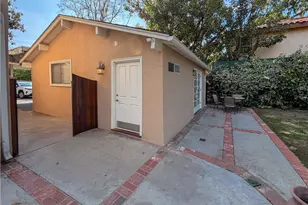 13459 Erwin St, Los Angeles, CA 91401 - Photo 1