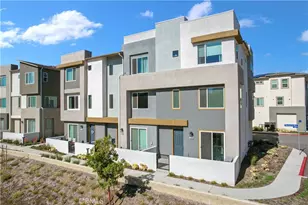 27586 Manzanita Wy, Valencia, CA 91381 - Photo 1