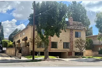 5916 Whitsett Ave #2, Valley Village, CA 91607 - Photo 1