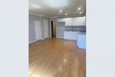 6439 Woodman Ave #2, Van Nuys, CA 91401 - Photo 1
