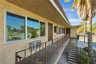22862 15th St, Newhall, CA 91321 - Photo 1