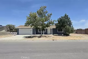 40974 156th St, Lake Los Angeles, CA 93535 - Photo 1