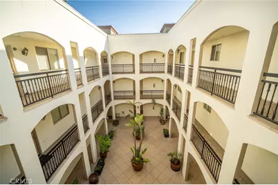 12916 Moorpark Street #304, Studio City, CA 91406 - Photo 1