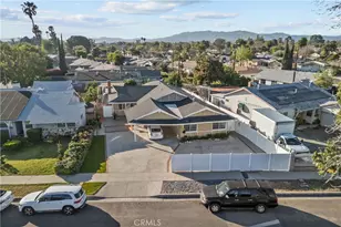 9559 9561 Natick, North Hills, CA 91343 - Photo 1