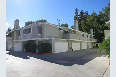 22141 Burbank #5, Woodland Hills, CA 91367 - Photo 1