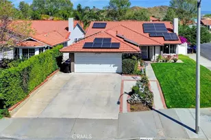 27964 Beacon, Castaic, CA 91384 - Photo 1