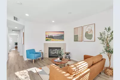 7320 Balboa Boulevard #102, Lake Balboa, CA 91406 - Photo 1